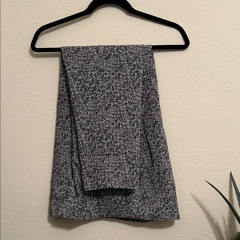 Ruby Rd. Black and White Pants.